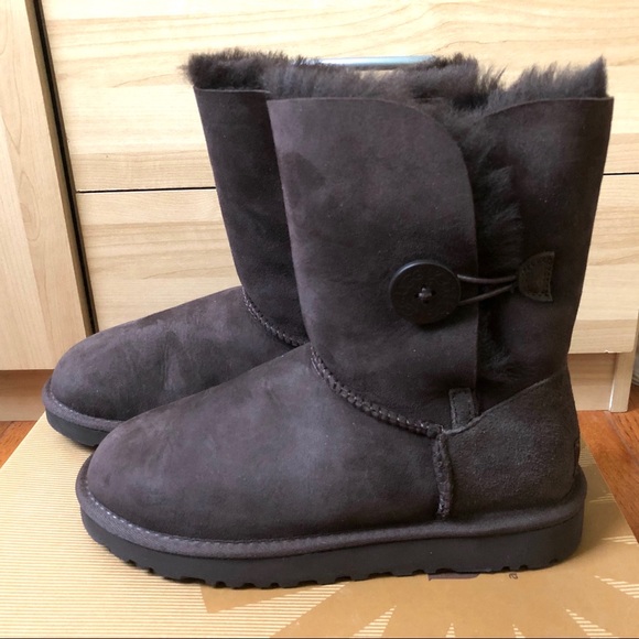UGG Bailey Button Chocolate Winter Snow Boots - Picture 2 of 10